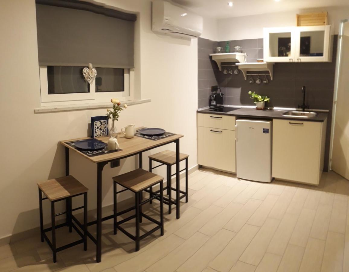Apartamento Nadine Penthouse Studio Nápoles Exterior foto